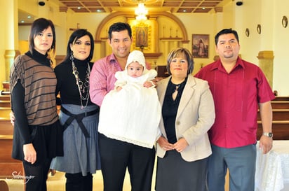 Padrinos de Aranza Sánchez Valero: Laura Geraldine Valero Hernández, Yolanda Ramírez Casas y Julio César Sánchez Beltrán.