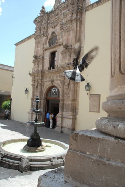 Postura. Asegura el Rector que no se está cumpliendo con el pago de impuestos al SAT.  EL SIGLO DE DURANGO