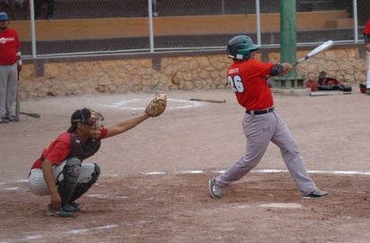 El equipo Caleras de La Laguna se coronó campeón en la categoría de Tercera Fuerza de la temporada Otoño - Invierno 2011. (Archivo)