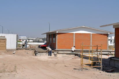 Escuelas. En la actualidad se construyen nueve planteles de educación básica, pero ya hacen falta otros seis.