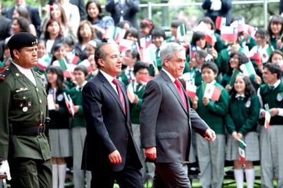 Ofrece Piñera ayuda a México contra crimen