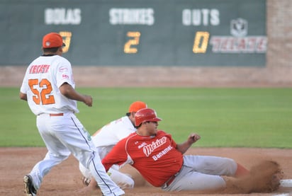 Hoy a las 19:30 horas se juega el segundo de la miniserie, con duelo de pitchers zurdos: Roberto Ramírez por México y Livingston por Laguna. (Jesús Galindo)