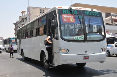 Alternativas. La Comisión de Transporte del Ayuntamiento y otras dependencias relacionadas analizan alternativas para ajustar el marco jurídico de cerca de 2 mil 768 concesiones que ya caducaron.