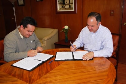 Acuerdo. pondrán en marcha planta de jugos de manzana.