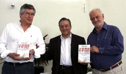 El libro escrito por Alberto Athié, José Barba y Fernando M. González, presentado por Bernardo Barranco y Carmen Aristegui, ha generado grandes expectativa y la presencia de unos 100 representantes de los medios de comunicación. (Notimex)