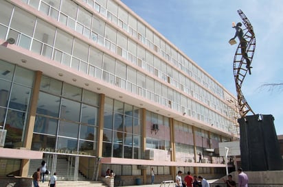 Examen. Aspirantes de la Facultad de Medicina presentarán dos exámenes de admisión.