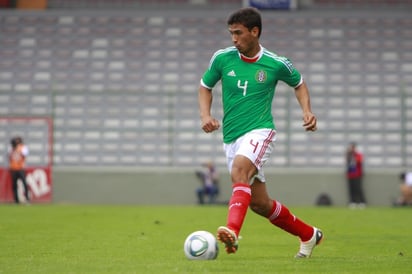 El año pasado, participó con México en la Copa América Argentina 2011, donde el equipo dirigido por Luis Fernando Tena, fue eliminado en la primera ronda. 