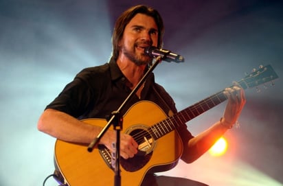 
Juanes también domina la lista de Latin Pop Albums, colocando su álbum 'tr3s presents: Juanes MTV Unplugged' en la primera posición, seguido en segundo lugar por el estreno de 'Soplando vida', de Jesús Adrián Romero.