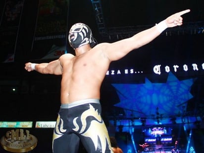 La Sombra, lagunero estelar en el Consejo Mundial de Lucha Libre, estará al frente del cartel que se desarrollará el jueves próximo en la Arena Olímpico Laguna de Gómez Palacio, Durango. 