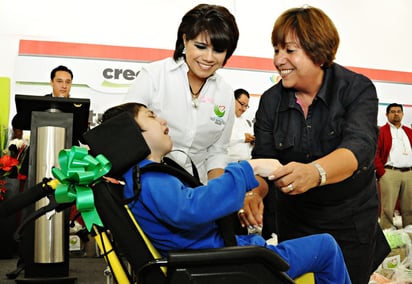 FRANCISCO rubén. Recibió una silla de ruedas.