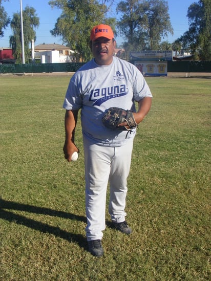 Enrique Torres, sin duda el mejor pitcher de la Sección 35, mostró ser un veteranazo de hierro, quien fue pieza clave para llevar a su equipo hasta la gran final, donde se midieron a Taxis Tabasco.