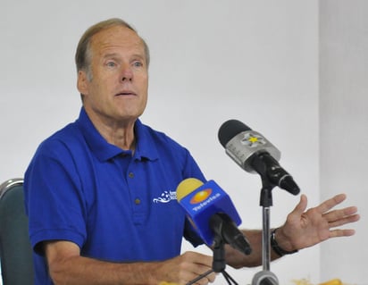 Horst Wein impartió con éxito un par de conferencias . (Foto Jesús Galindo)