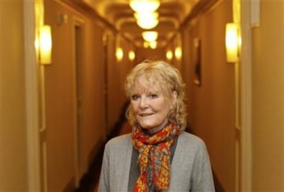 La cantautora y actriz británica Petula Clark, quien ha vendido más de 70 millones de discos en el orbe, celebrará este jueves 80 años, al ser considerada por segundo año consecutivo como la mujer más sexy del mundo. REUTERS