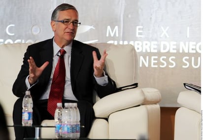 Innovación. Ricardo Salinas Pliego, presidente de Grupo Salinas, dijo que en la actualidad los consumidores tienen que pagar por los contenidos de televisión. (Agencia reforma)