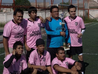 El Mariachi Continental de la familia Pacheco se coronó ayer campeón del Torneo de Medios. 