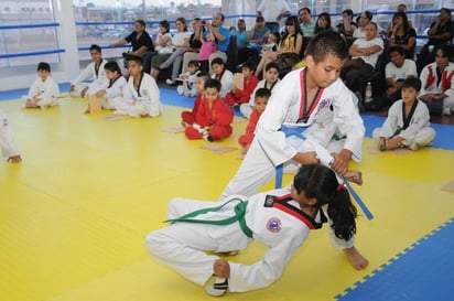 Una conferencia se impartirá este día a los padres de familia de las escuelas de tae kwon do Ji Do Kwan Nogales y Galerías. Imparten hoy conferencia a padres de Ji Do Kwan