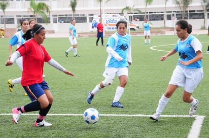 El estadio del Instituto Británico de Torreón será el escenario donde se ponga en marcha la Liga Mayor Femenil de Futbol. El arranque está programado para el domingo próximo. Eligen hoy directiva en TKD de Coahuila 