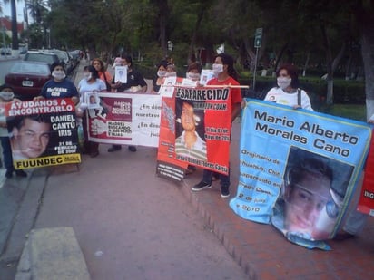 Chihuahua. Las madres, originarias de los municipios de Saltillo, Torreón y del estado de Chihuahua, se reunirán por segunda ocasión en un evento masivo realizado en la ciudad de México con el objetivo exigir justicia por sus familiares desparecidos.