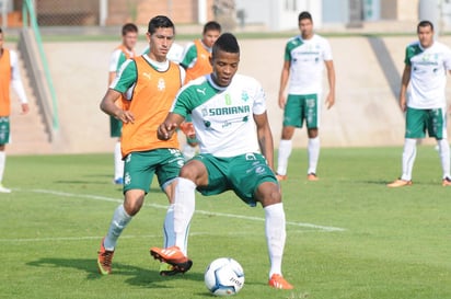 Los Guerreros buscarán esta tarde obtener un buen resultado, para lo cual contarán en el once titular con el ‘Topo’ Rentería. (Fotografía de Enrique Terrazas)