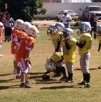 Buenos encuentros fueron los que disputaron los Jaguares del Campestre Torreón y los Patos del Colegio San Ángel de Ciudad Lerdo. (Especial)