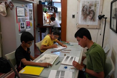 El taller. Es impartido en la Casa del Artista Colón (CACTO), por el profesor Alfredo Cortés. La muestra será inaugurada el próximo jueves por la tarde. 