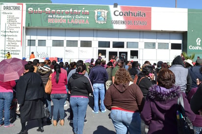 Dineral. Con varias claves el sueldo de un maestro comisionado del Sindicato Nacional de Trabajadores de la Educación,  puede ser superior a los 100 mil pesos trimestrales.