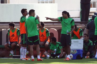 La concentración de tres días que tuvieron los seleccionados que se desempeñan en el balompié mexicano, finalizó en las instalaciones del Centro de Alto Rendimiento de la Federación Mexicana de Futbol. (EFE)