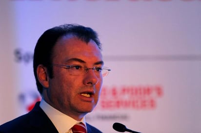 Videgaray señaló que el gobierno está interviniendo en el caso de Oceanografía para preservar y asegurar la operación de Petróleos Mexicanos (Pemex) y preservar las fuentes de empleo de miles de trabajadores. (ARCHIVO)