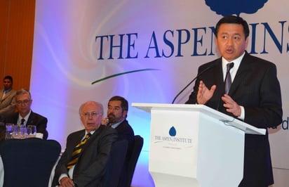 Foro.  El secretario de Gobernación, Miguel Ángel Osorio Chong, durante su intervención en el foro.