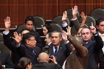 Sesión. Fotografía de aspecto de la sesión ordinaria que se llevó a cabo en la Cámara de Diputados, ayer martes en el Palacio Legislativo de San Lázaro.