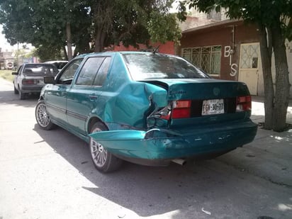 Daños materiales. El accidente solamente causó afectaciones en la carrocería de los vehículos.