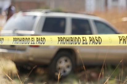 Durante bloqueos y enfrentamientos en varios puntos de esa ciudad murieron 10 civiles armados, dos policías federales y dos jóvenes ajenos a los hechos. 