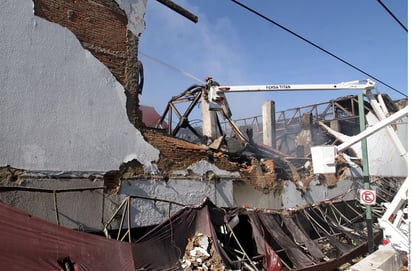 Causa. En un dictamen preliminar se informó que el fuego del mercado se inició por un cortocircuito, pero se harán los peritajes. 