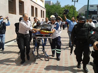 Se dispara.  El funcionario se encontraba en el baño de su oficina cuando se disparó. (IMAGEN TOMADA DE INTERNET)