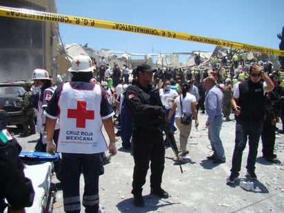 Reporta el alcalde que de las ocho personas que aún permanecen hospitalizadas, dos se encuentran graves, luego de la explosión ocurrida por acumulación de gas en una plaza comercial. 