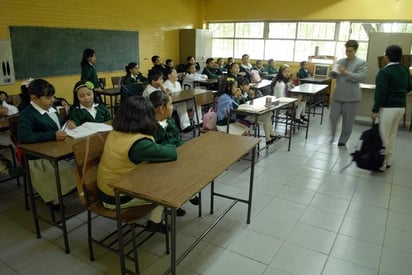 Sólo cuatro de los titulares de Educación cuentan con estudios de maestría en Educación o relacionados con esa especialidad. 