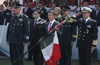  El secretario de la Defensa Nacional, reconoció la valentía y determinación del presidente para sentar las bases de la transformación que requiere el país. (Archivo)