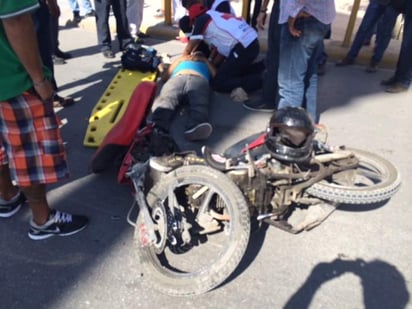 Motociclista. Fue trasladado por Cruz Roja a un hospital del sector salud.