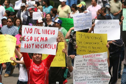 El dirigente panista capitalino, Mauricio Tabe Echartea, reiteró su rechazo a las reformas al programa Hoy no Circula. (Archivo)