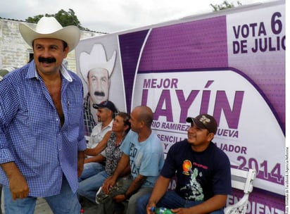 Vuelve. Hilario Ramírez que en su momento aceptó tomar dinero del erario, ganó las elecciones a la alcaldía de San Blas.