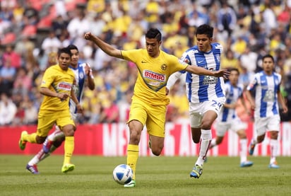 La llegada del mexicano se daría si Jackson Martínez deja al Porto. Cerca fichaje de Raul Jiménez para el Porto