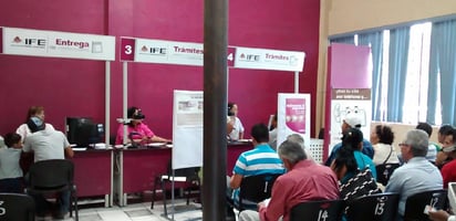 El INE continúa con la renovación de las credenciales que todavía cuentan con las terminaciones 03, 09 y 12, las cuales ya no tienen vigencia. 