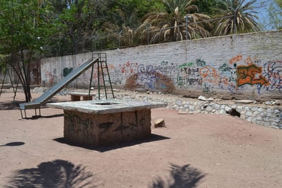 Espacios. Habilitan bodegas y plazas abandonadas.