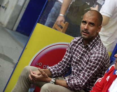 Guardiola, quien terminó su carrera como jugador en Dorados de Sinaloa, confesó que le tiene un cariño especial al balompié nacional. (EFE)