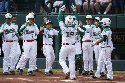 México avanzó al duelo que repartirá un boleto para la final internacional. (AP)