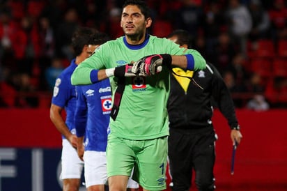 El guardamenta celeste descartó pensar en un cambio en la dirección técnica pese a la baja de juego del equipo. (Archivo)