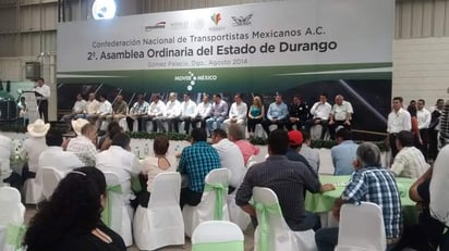 En la Asamblea se contó con la presencia de autoridades municipales y del estado. (EL SIGLO DE TORREÓN)