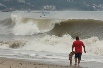 Más lluvias. El huracán afectará con lluvias a 12 estados del país señalaron autoridades. 