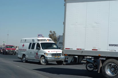 Fatal. Un hombre murió al ser atropellado abajo del puente San Ignacio, en el periférico de Gómez Palacio.