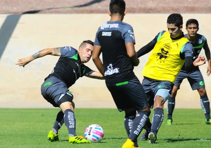 Los albiverdes entrenarán hoy lunes por la mañana en sus instalaciones, para luego compartir el pan y la sal e inmediatamente trasladarse vía terrestre a la Sultana del Norte. (Jesús Galindo López)